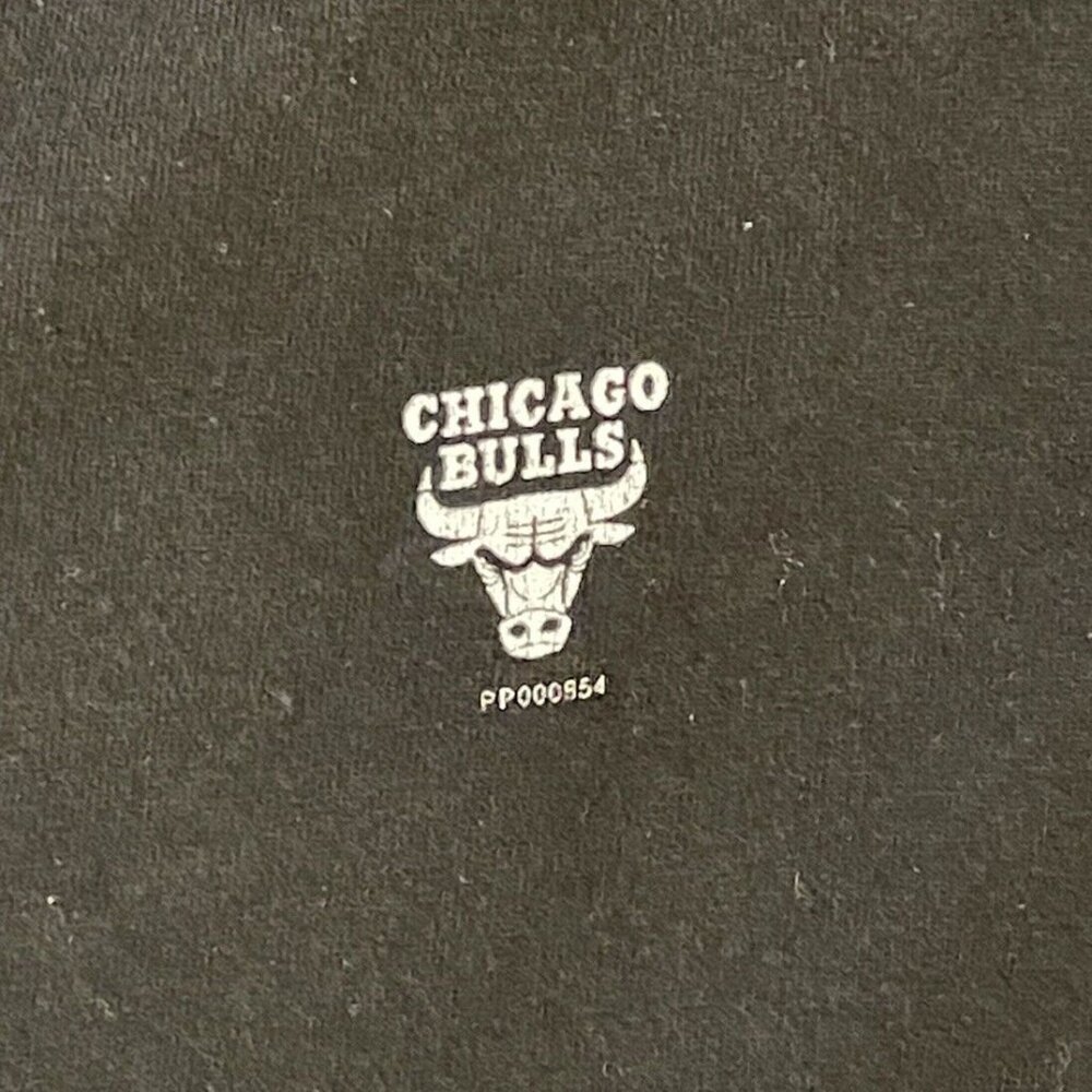 Vintage Chicago Bulls TShirt XL Pro Player USA Single Stitch Black Graphic Tee - Picture 5 of 9